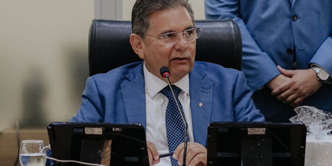 Deputado Adriano Galdino será homenageado na Assembleia Legislativa de Goiás nesta segunda-feira
