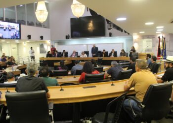 Assembleia debate Lei que disciplina o couvert artístico na Paraíba