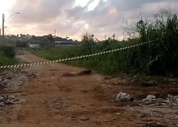 Corpo de homem com sinais de tortura foi encontrado em rua deserta de Bayeux