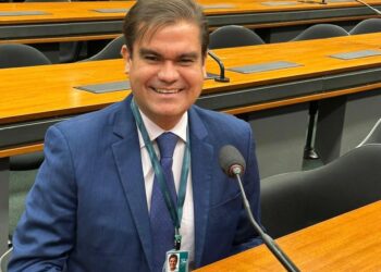 Mersinho solicita terreno para construir 50 novos leitos no Hospital Napoleão Laureano