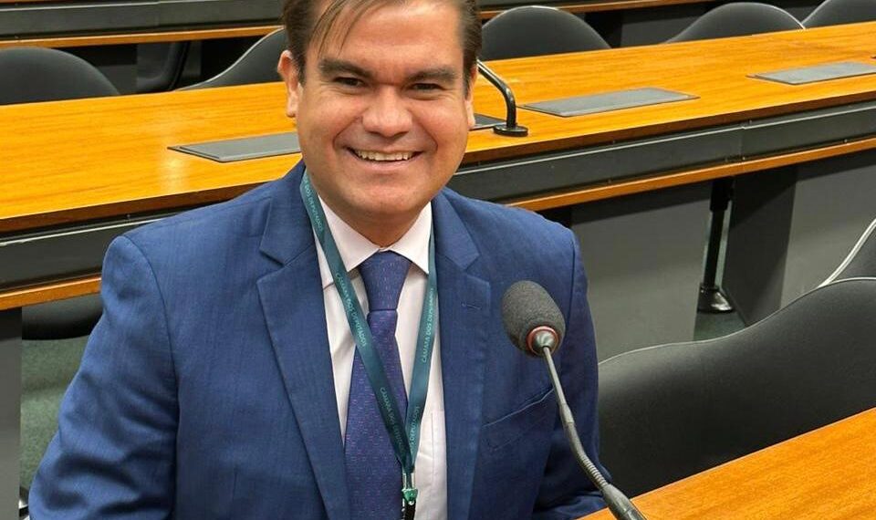 Mersinho solicita terreno para construir 50 novos leitos no Hospital Napoleão Laureano