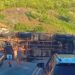 Caminhão tomba e interdita rodovia PB-073 entre Guarabira e Pirpirituba