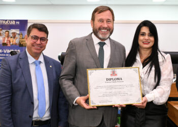 CMJP entrega Título de Cidadão Pessoense a Joel Kruger