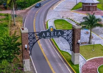 Areia abre a Rota Caminhos do Frio com show de Adilson Ramos e encerra programação musical com Nando Cordel