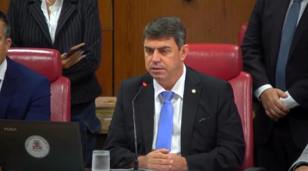 STF rejeita recurso do PDT e confirma Dinho como presidente da Câmara de João Pessoa