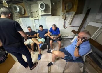 Em Israel, Cícero se refugia em abrigo, tenta voltar ao Brasil e pede orações: “Estamos aguardando novas emergências”