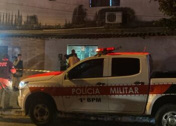 Jovem é assassinada a tiros dentro de barbearia, no bairro do Cristo