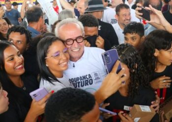 João Pessoa é a primeira capital a implementar programa com poupança estudantil