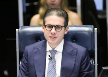 Hugo Motta monitora situação de Cícero Lucena em Israel e aciona Itamaraty para retorno ‘o mais breve possível’