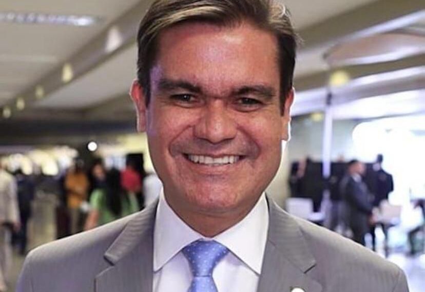 Mersinho Lucena celebra entrega de ambulâncias do Samu para a Paraíba