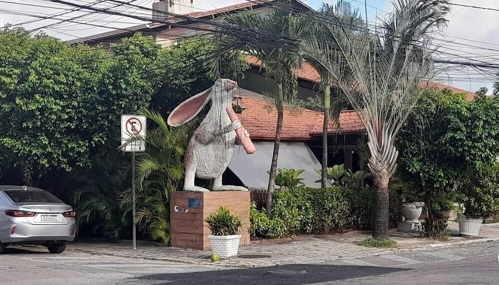 Briga entre funcionários de restaurante termina com um morto, nos Bancários