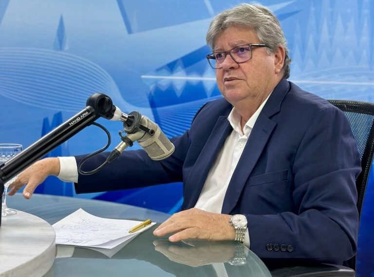 Governador descarta rompimento na base aliada e diz que pesquisa não será critério para escolha do candidato