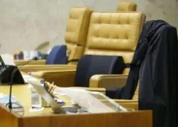 Apenas três ministros do STF não perderam seus vistos; saiba quais