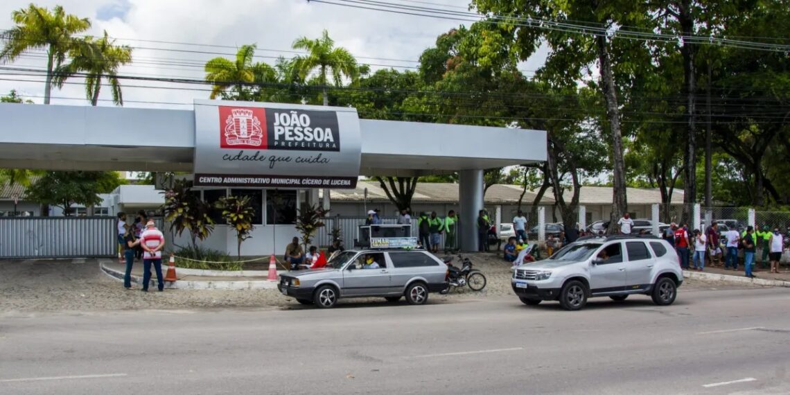 Dentro do mês trabalhado: Prefeitura de João Pessoa paga salários de julho nesta quarta e quinta-feira