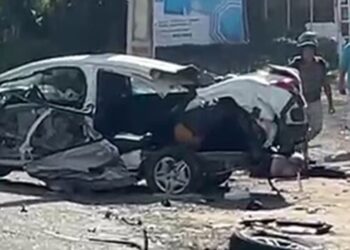 Mulher arremessada de carro após acidente na BR-230 morre no Hospital de Trauma