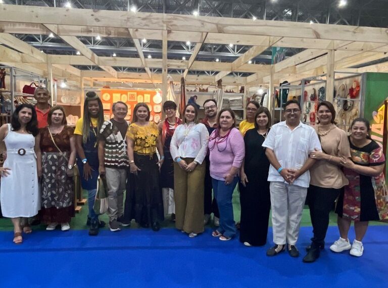 Primeira-dama do Estado destaca ações do Governo da Paraíba em prol do artesanato durante abertura da Fenearte