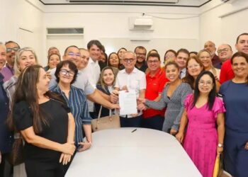 Prefeito Cícero Lucena sanciona Lei que equipara função de conselheiro tutelar a servidor comissionado