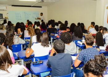 ELEGIS abre inscrições para cursos gratuitos de inglês, espanhol e francês