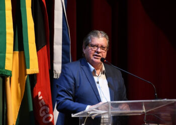 João Azevêdo assina convênios para ampliar assistência em saúde em Campina Grande e região