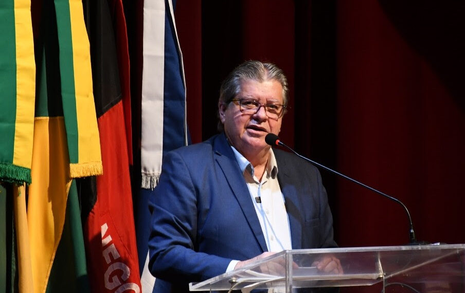 João Azevêdo assina convênios para ampliar assistência em saúde em Campina Grande e região