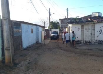 Mulher trans é morta a tiros dentro de casa, em Bayeux