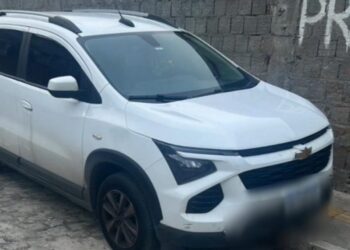 Viatura descaracterizada da Polícia Civil é roubada em assalto nos Bancários