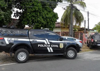 Operação policial mira facção que expulsava moradores para lucrar com aluguéis, em João Pessoa