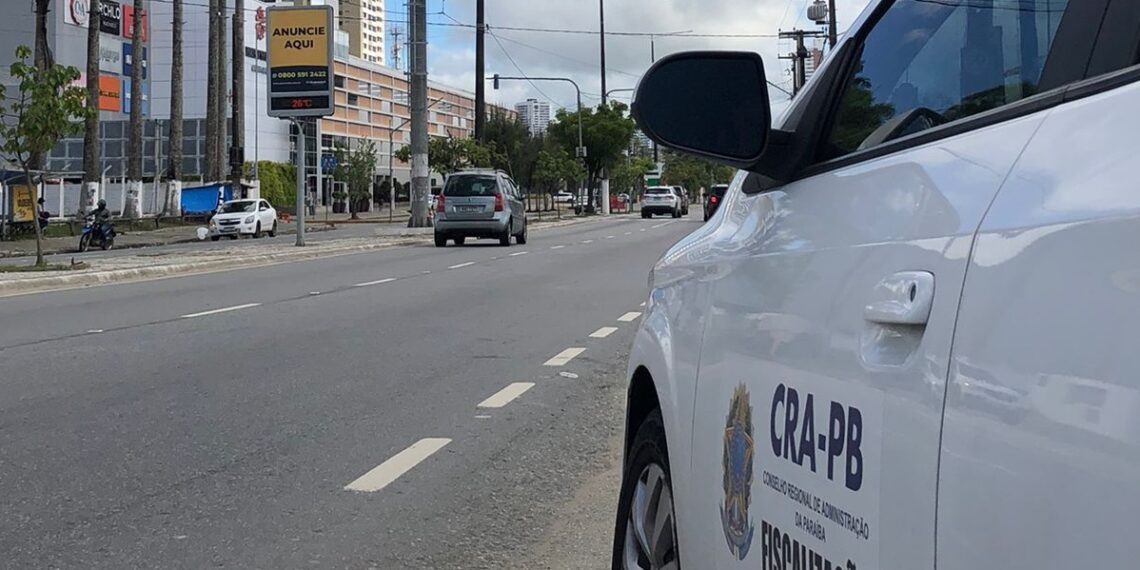 CRA-PB fiscaliza exercício ilegal da profissão de Administração em CG