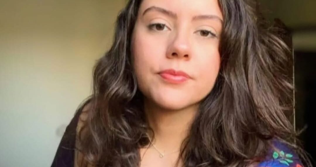 Colisão entre carro e carreta mata jovem advogada na BR 412, no Cariri da Paraiba