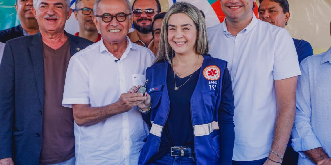 Cícero Lucena entrega USF Jardim Cidade Universitária e amplia renovação da frota de ambulâncias do Samu