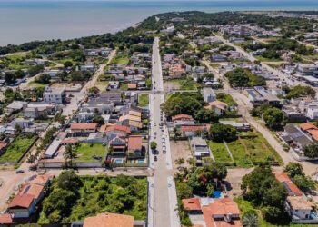 Cícero Lucena entrega mais 120 ruas e celebra marco de mais de mil vias pavimentadas em João Pessoa