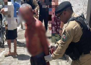 Homem é morto a facadas no Centro de João Pessoa; suspeito é preso