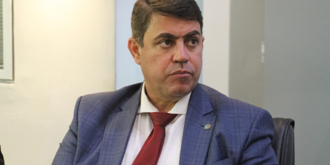 Presidente da CMJP, Dinho reforça que vai acompanhar Cícero Lucena em 2026: “Não sou hipócrita. Vou seguir a decisão que ele tomar”