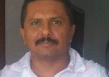 Empresário é executado a tiros em Monteiro; veja carro metralhado