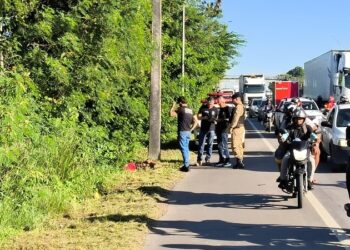 Corpo de jovem com marcas de tiros e mãos amarradas é encontrado às margens da BR-101 em Bayeux