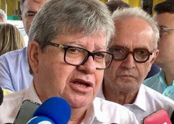 João Azevêdo entrega obras e serviços nas áreas de Segurança e Saúde e preside penúltima audiência do ODE