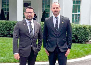 Eduardo Bolsonaro avisa que pedirá aos EUA mais sanções contra o Brasil