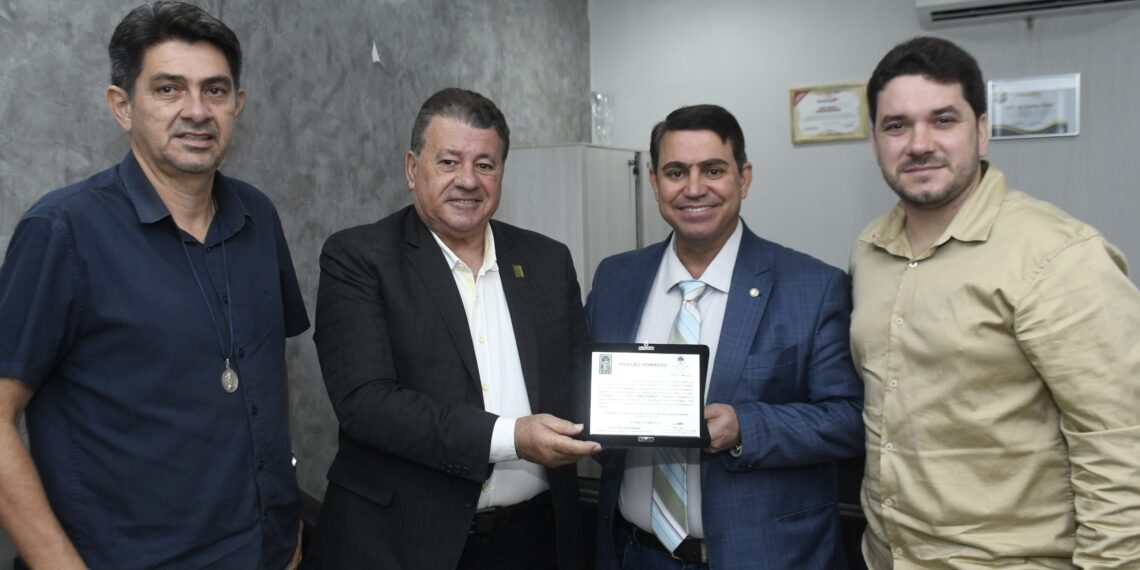 CMJP recebe comenda da Sociedade Brasileira de Arborização Urbana