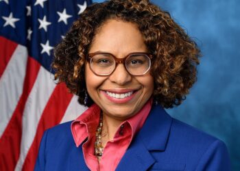 Após Bolsonaro ser condenado pelo STF, deputados dos EUA acusam Trump de minar a democracia no Brasil