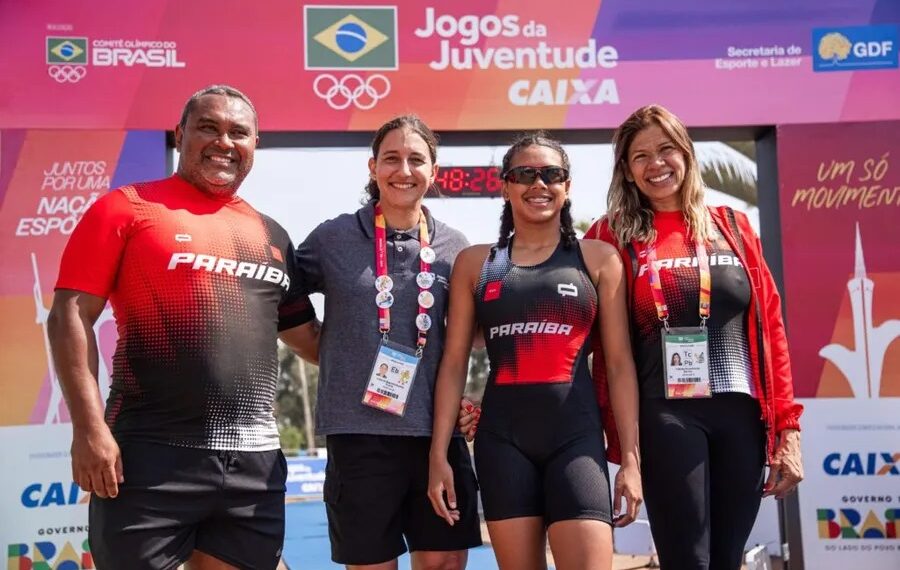Atleta paraibana transforma incentivo dos pais em medalha no triatlo dos Jogos da Juventude 2025
