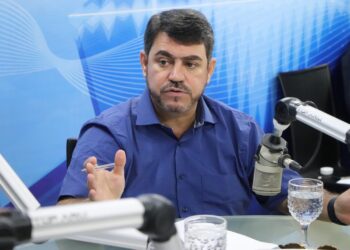 Após deferir pedido para instalação da CPI dos Combustíveis na CMJP, Dinho dá 48 horas para os partidos indicarem participantes