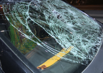 Homem morre atropelado após incendiar própria casa em Bayeux