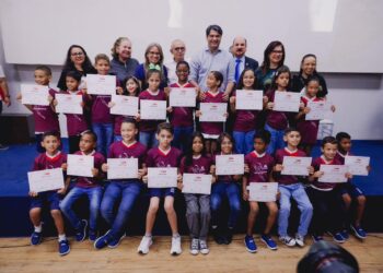 Cícero Lucena anuncia alunos da Rede Municipal selecionados para seletiva da Escola do Teatro Bolshoi, em Joinville