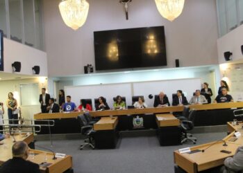 ALPB e CMJP celebram 70 anos da UFPB com sessão especial