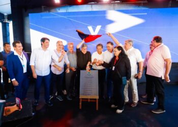 Leo Bezerra celebra entrega de mais 192 imóveis com isenção de ITBI em João Pessoa