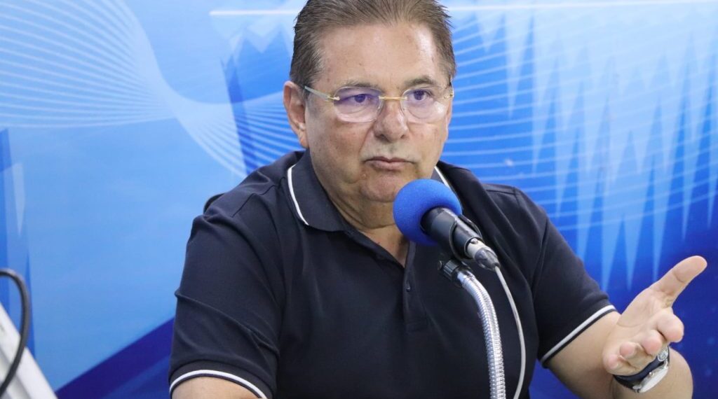 “Quem viver, verá”, diz Adriano Galdino sobre disputar governo do Estado em 2026