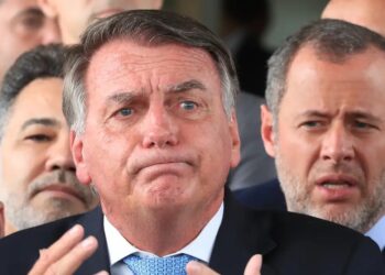 Por 4 a 1, STF condena Bolsonaro e mais sete pela trama golpista