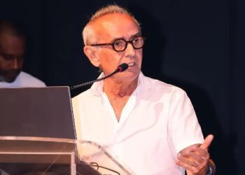 DEU NA VEJA: Prefeito da Paraíba deixa o PP e anuncia candidatura ao governo