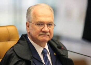 Fachin bloqueia trechos da LDO 2026 da Paraíba por risco à Lei Orçamentária