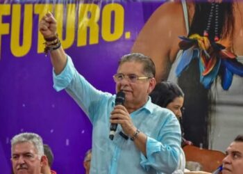 Adriano Galdino ultrapassa marca de 10% e supera Lucas Ribeiro em nova pesquisa para Governo da Paraíba